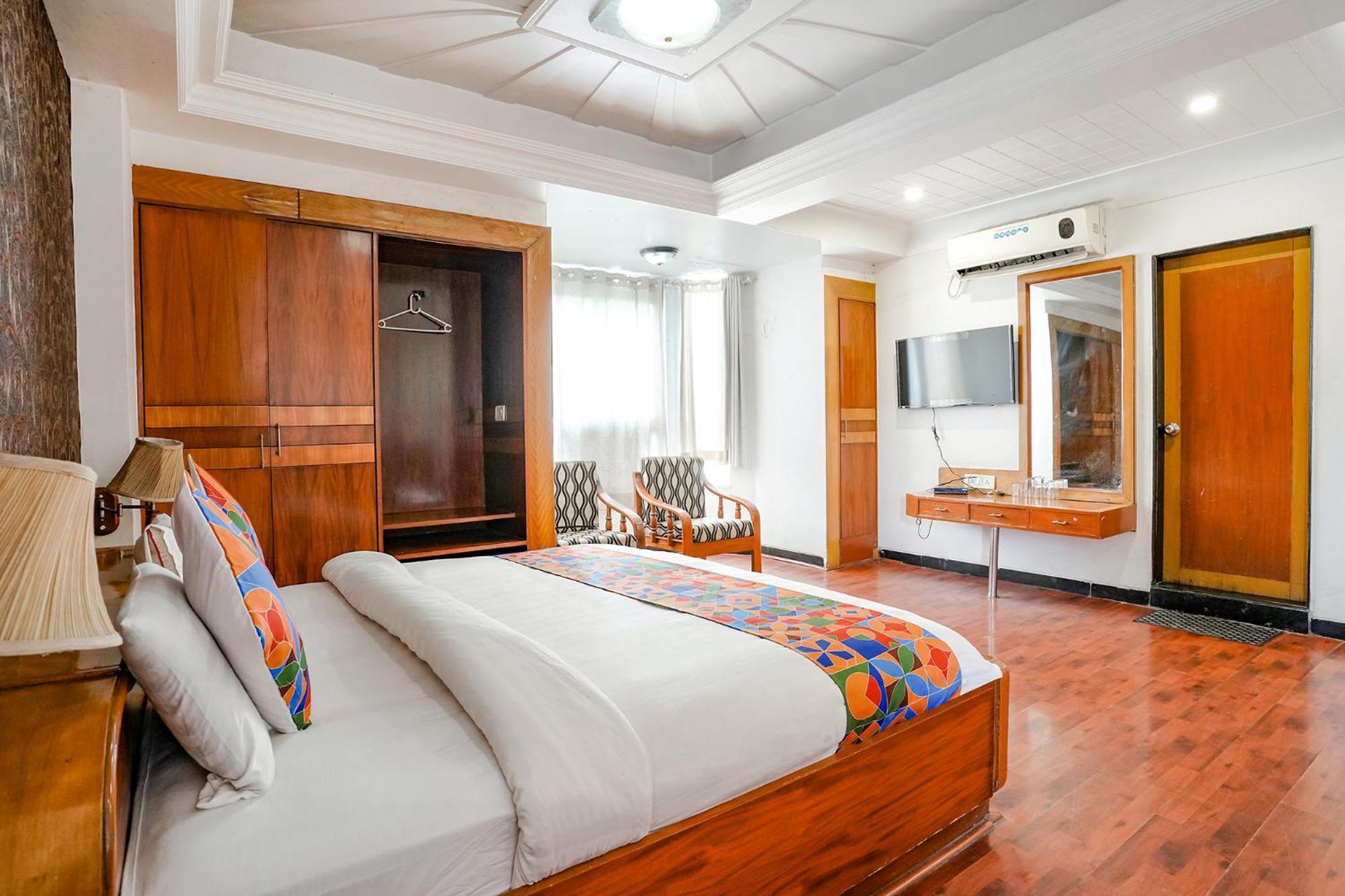 Fabhotel Silver Inn II นาสิก ภายนอก รูปภาพ