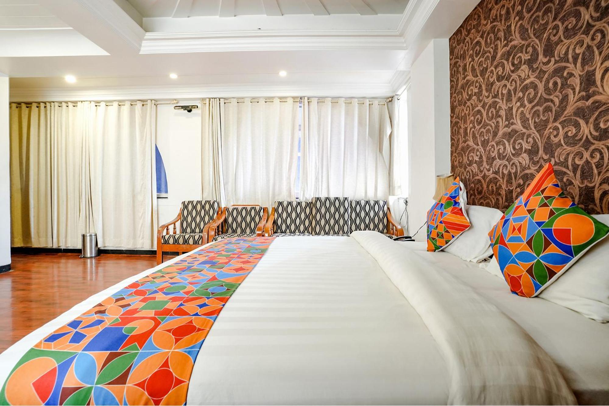 Fabhotel Silver Inn II นาสิก ภายนอก รูปภาพ
